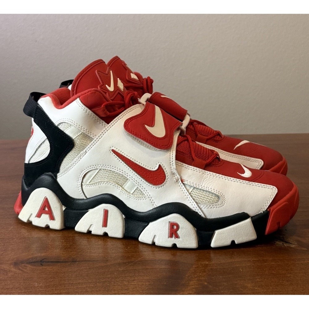 HTF Nike Air Barrage Mid University Red White Black Sneakers Size 12 AT7847-102
